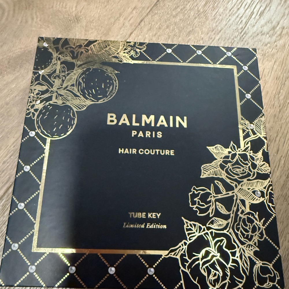 Balmain Tube Key Limited Edition Couture Set
